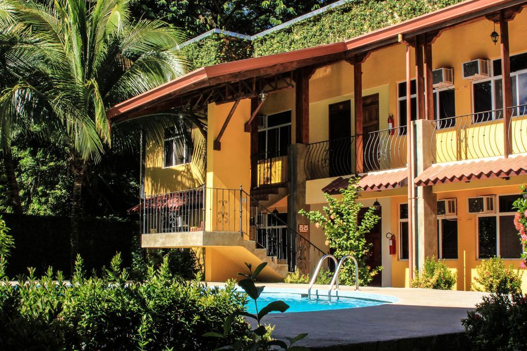 Hotel Isolina Beach Potrero  Extérieur photo