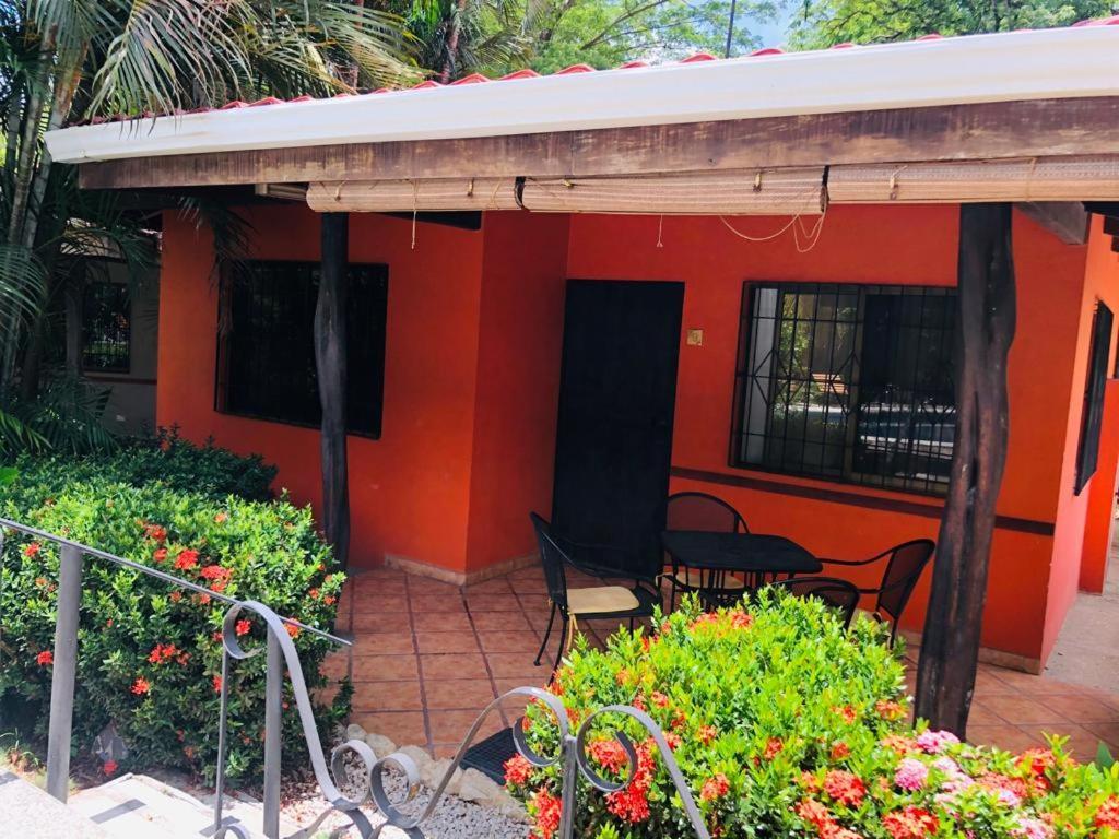 Hotel Isolina Beach Potrero  Extérieur photo