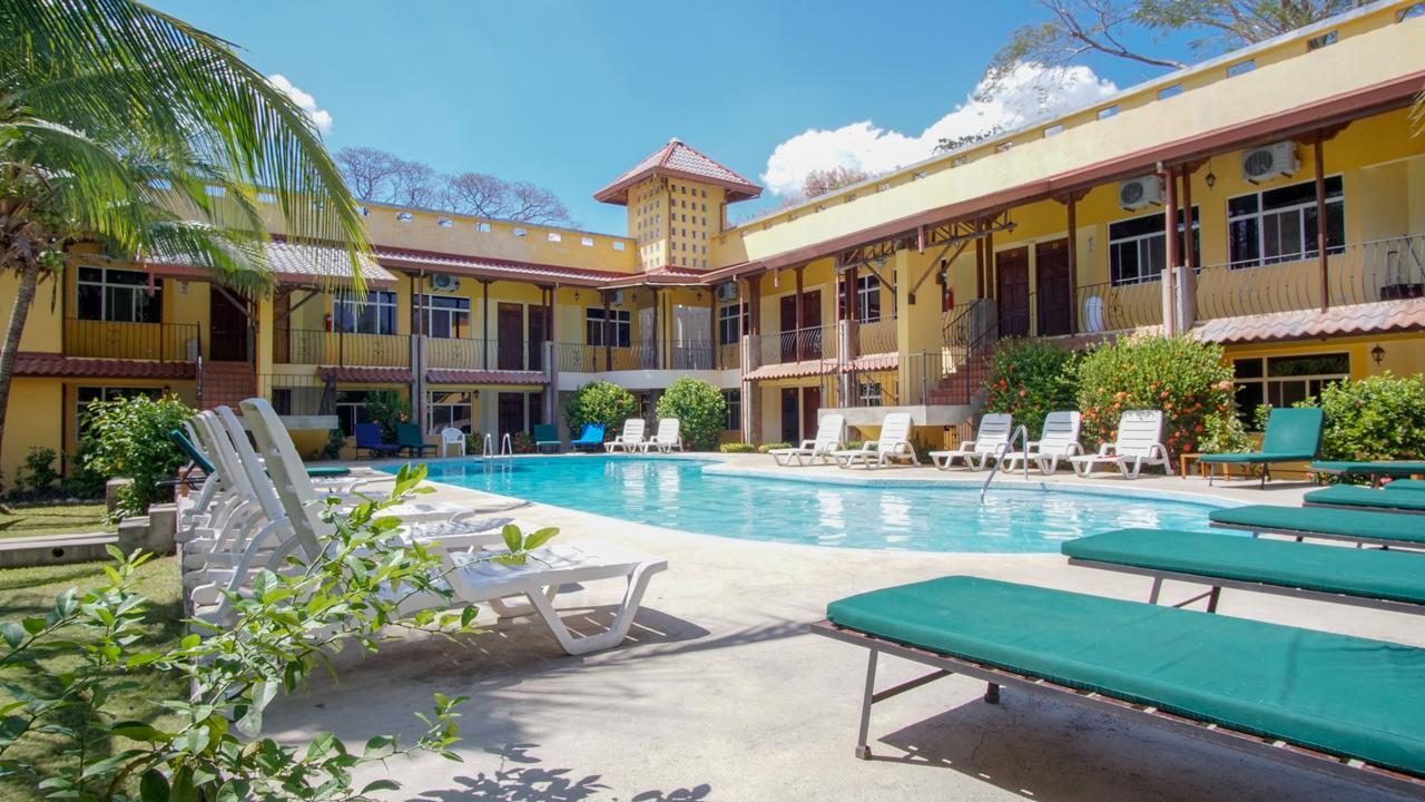 Hotel Isolina Beach Potrero  Extérieur photo